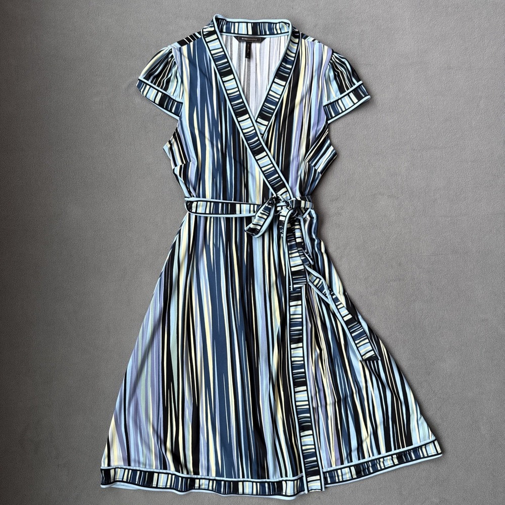 BCBGMAXAZRIA Wrap Dress Womens‎ Medium Blue Striped Short Sleeve Career Office